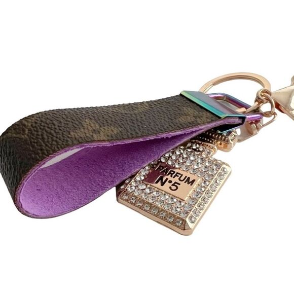 Designer Bag Keychain ~ Suede Lining and Charm or Pouf ~ Customized For You - Picture 3 of 6